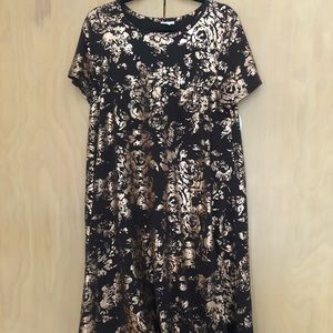 Elegant LuLaRoe Carly Dress